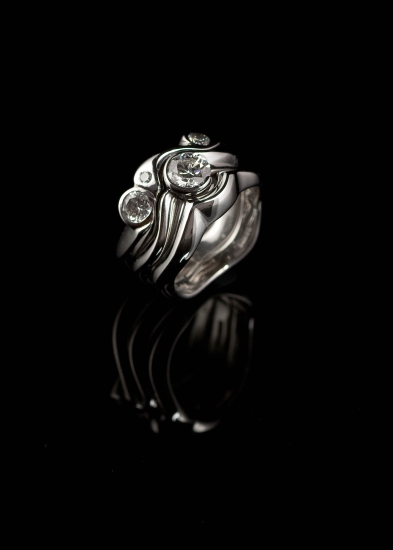 18ct white gold and diamonds ring set